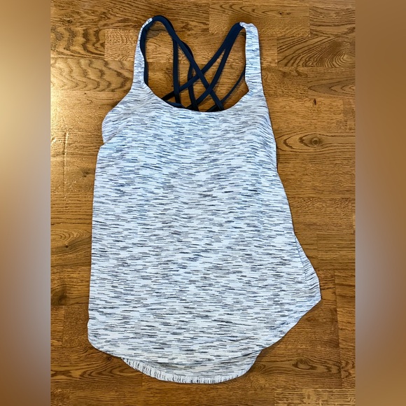 Lululemon🍋 Free To Be Serene Tank Tiger Space Dye Black White/Deep Coal Size 8 - Picture 5 of 13